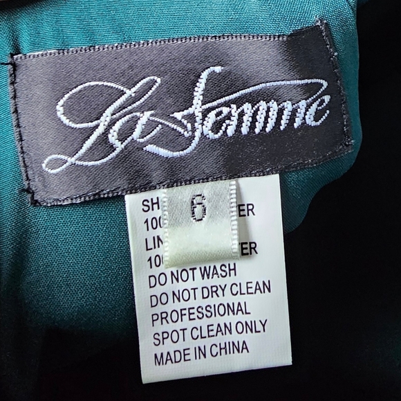 La Femme Women's Off Shoulder Side Cutout Mermaid Gown Hunter Green, 6 - Picture 7 of 14